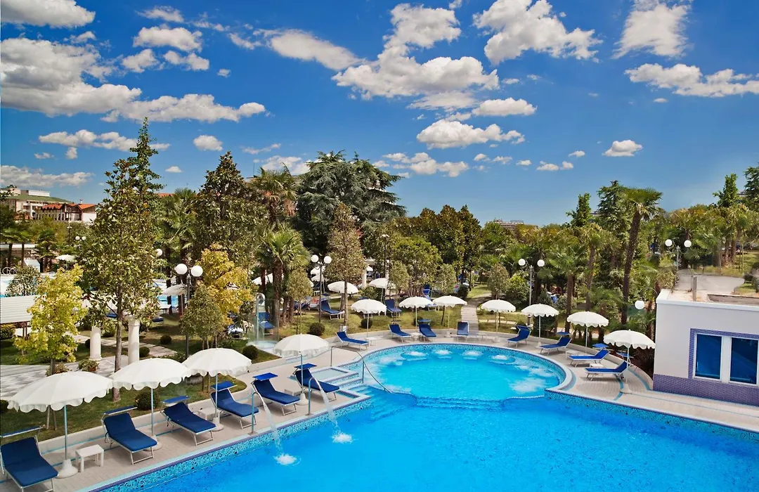 Grand Hotel Trieste & Victoria - Contemporary Thermal Luxury Spa-1